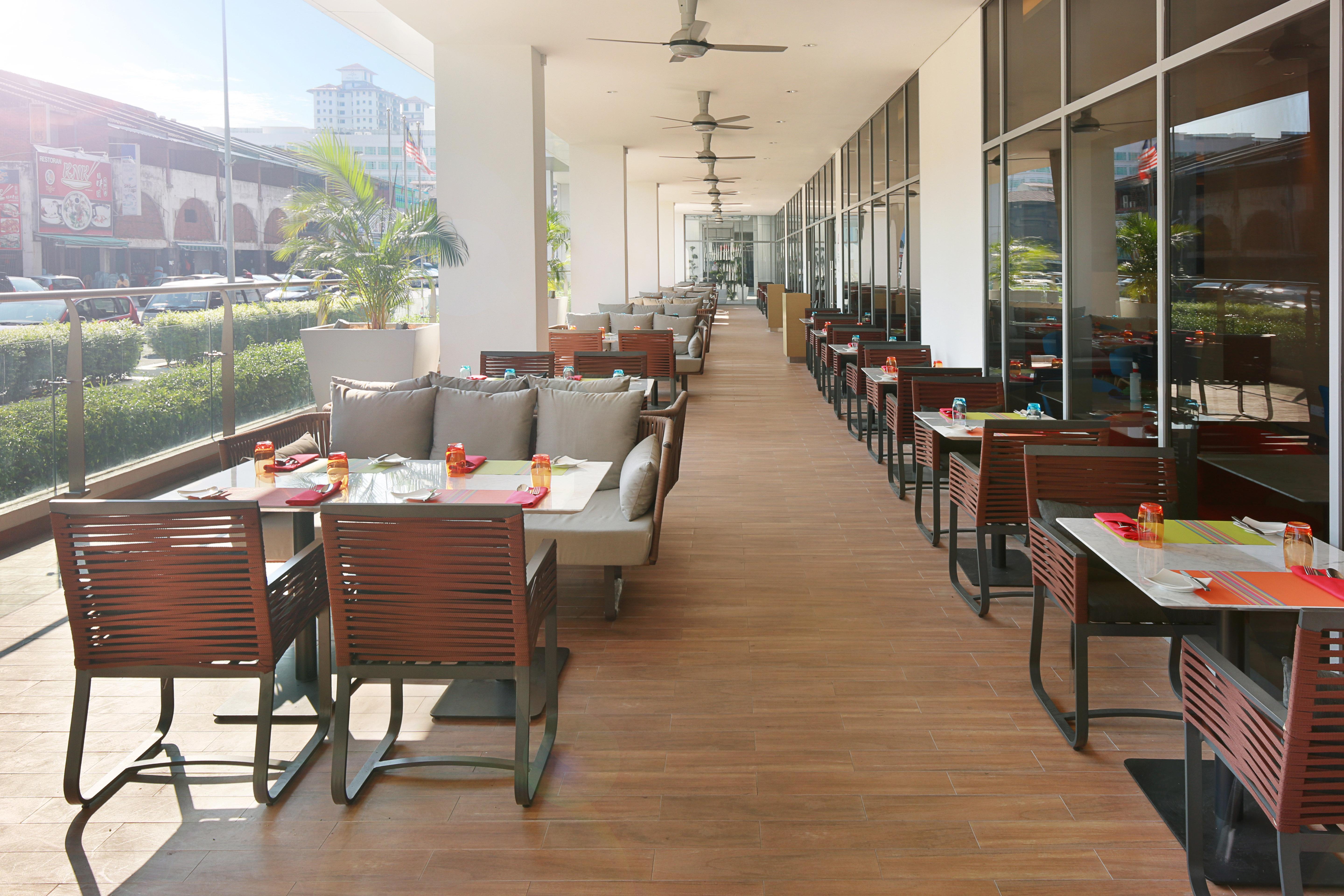 Noble Resort Hotel Melaka Exteriör bild