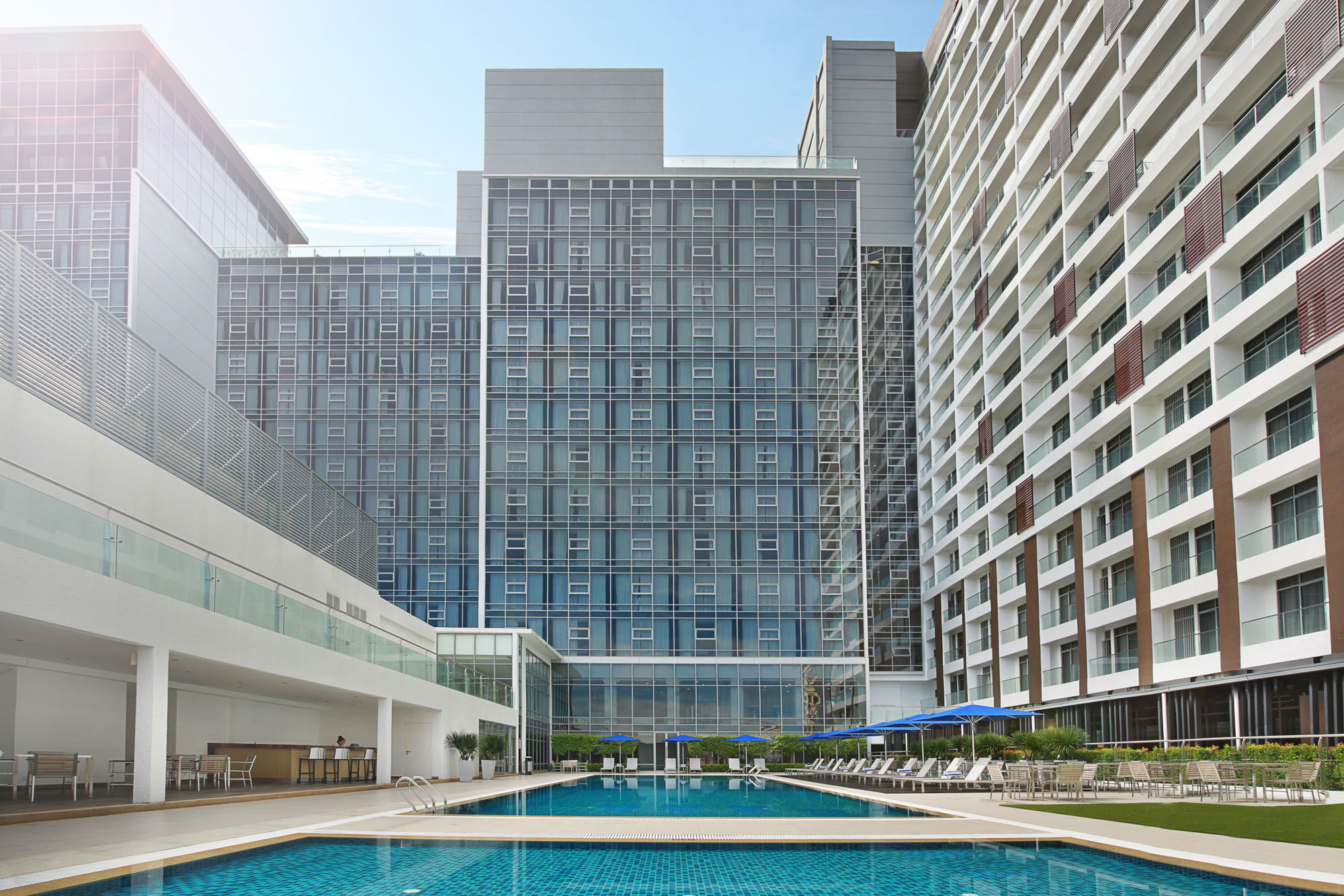 Noble Resort Hotel Melaka Exteriör bild