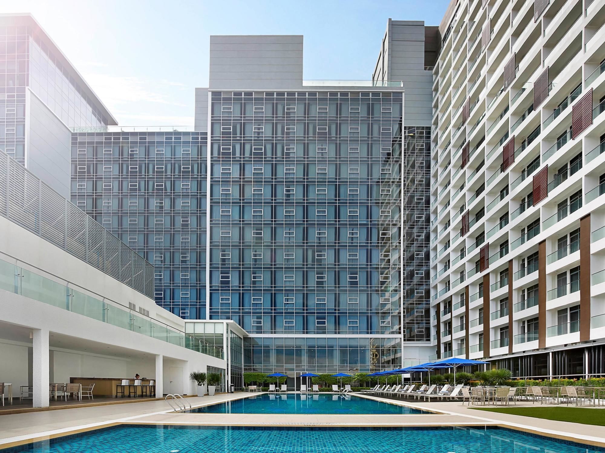 Noble Resort Hotel Melaka Exteriör bild